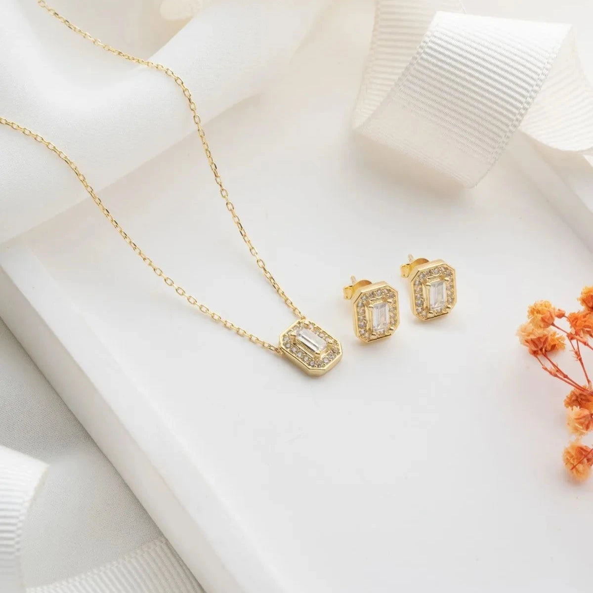 BAGET ZİRKON TAŞLI KOLYE KÜPE SET | 925 GÜMÜŞ