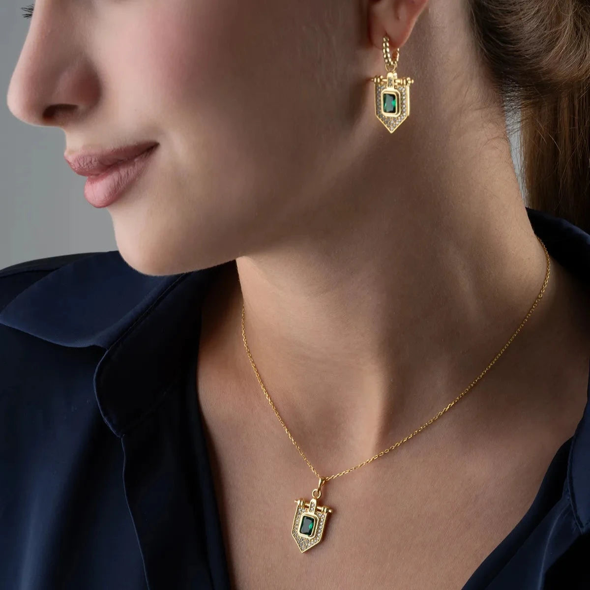 YEŞİL TAŞLI KOLYE KÜPE SET | 925 GÜMÜŞ