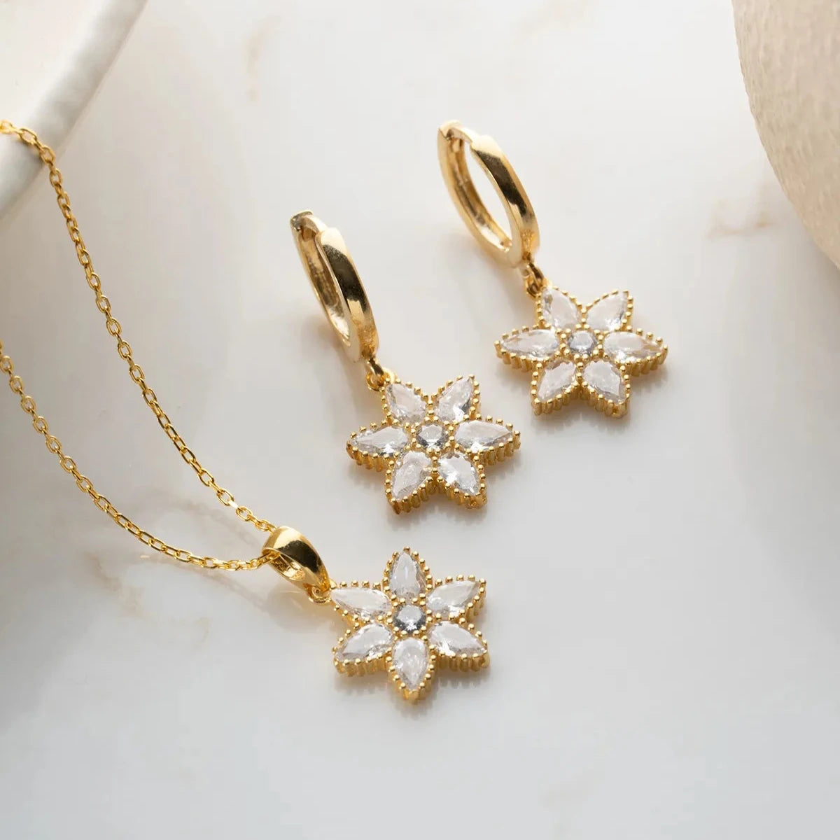 TAŞLI LOTUS KOLYE KÜPE SET | 925 GÜMÜŞ