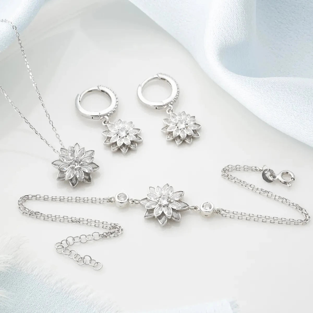 LOTUS ÇİÇEĞİ KOLYE KÜPE BİLEKLİK SET | 925 GÜMÜŞ