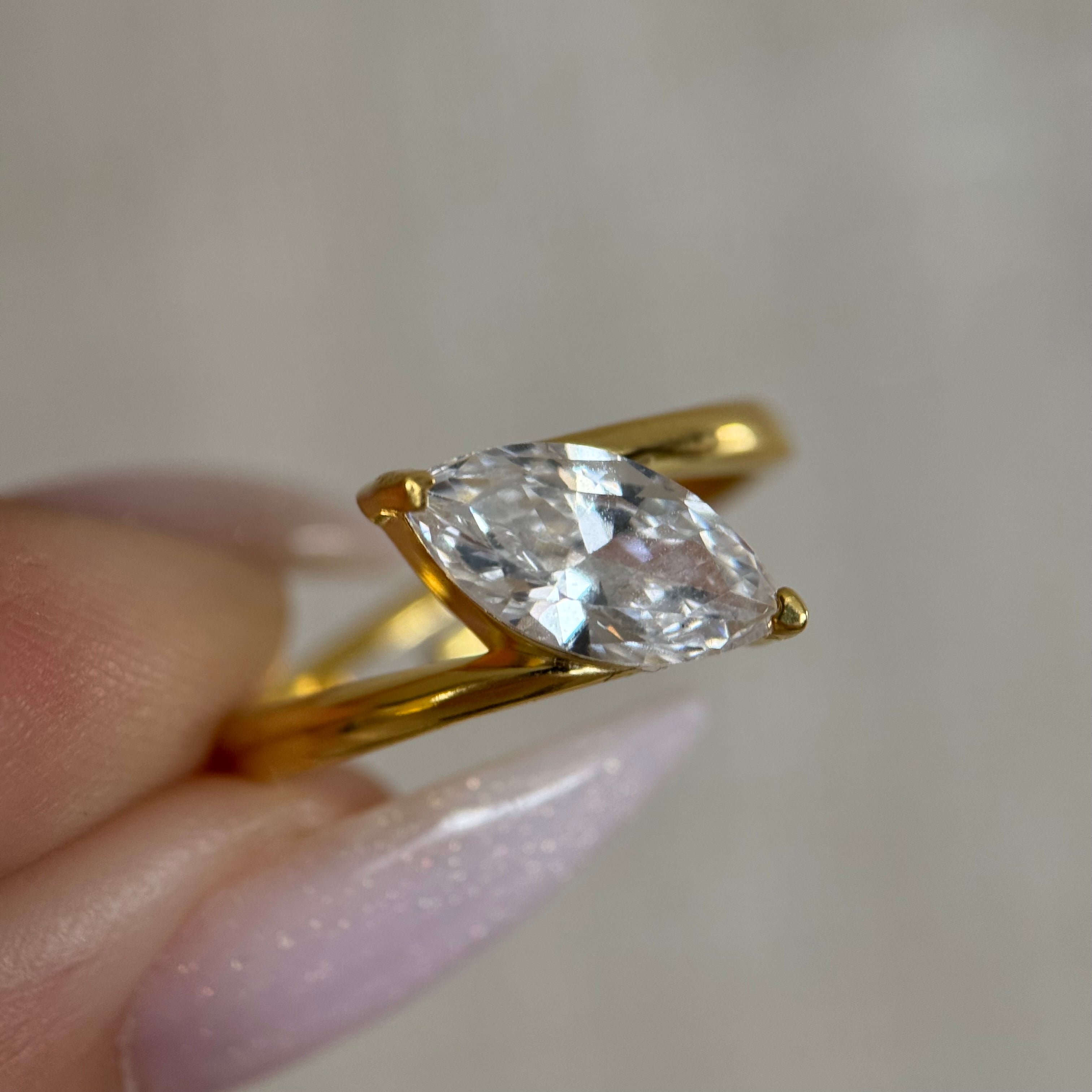 CROSS MARQUISE YÜZÜK | 925 GÜMÜŞ