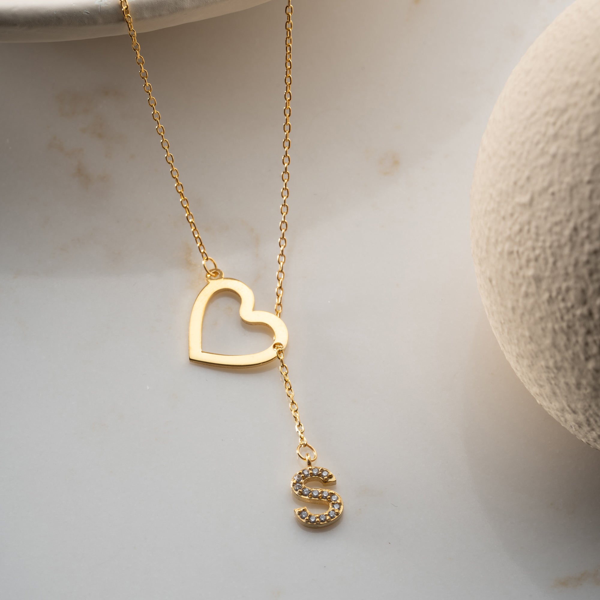 HARF SALLANTILI KALP KOLYE | 925 GÜMÜŞ