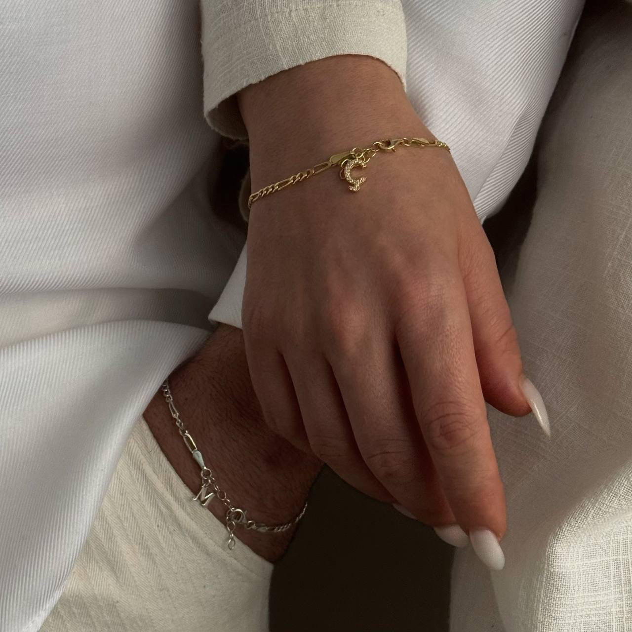 FİGARO ZİNCİR HARFLİ ÇİFT BİLEKLİK | 925 GÜMÜŞ