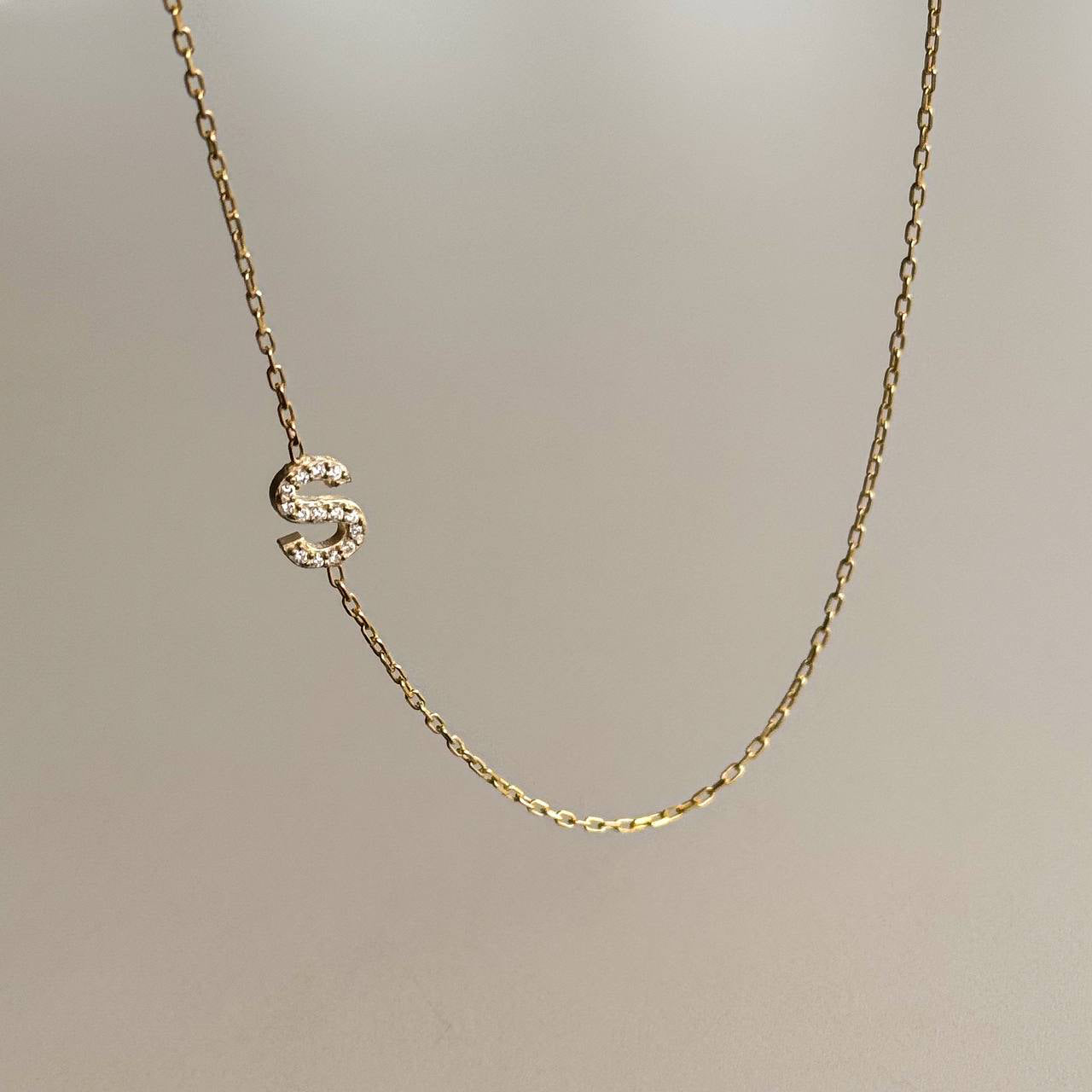 ZİRKON TAŞLI KÖPRÜCÜK HARF KOLYE | 925 GÜMÜŞ