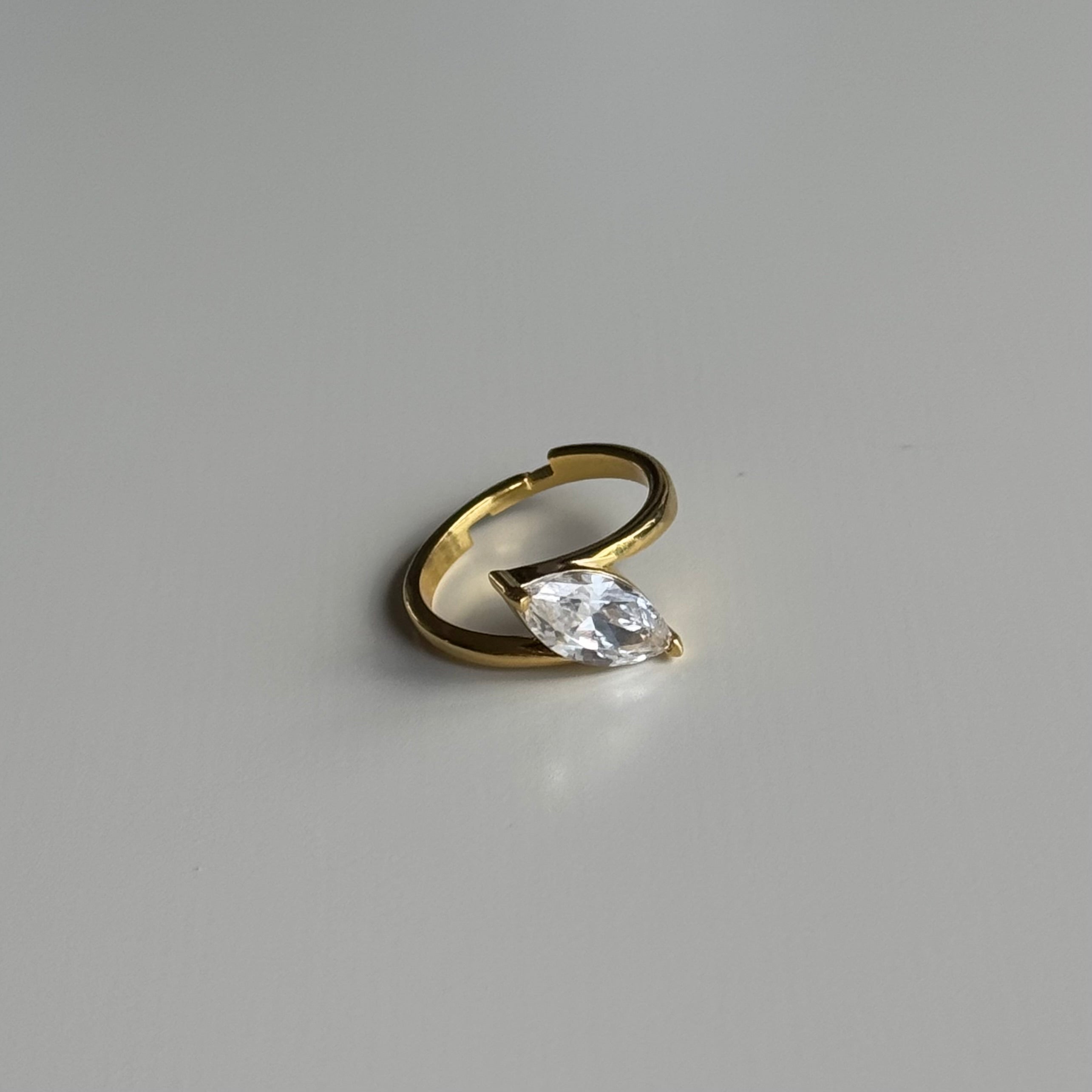 CROSS MARQUISE YÜZÜK | 925 GÜMÜŞ