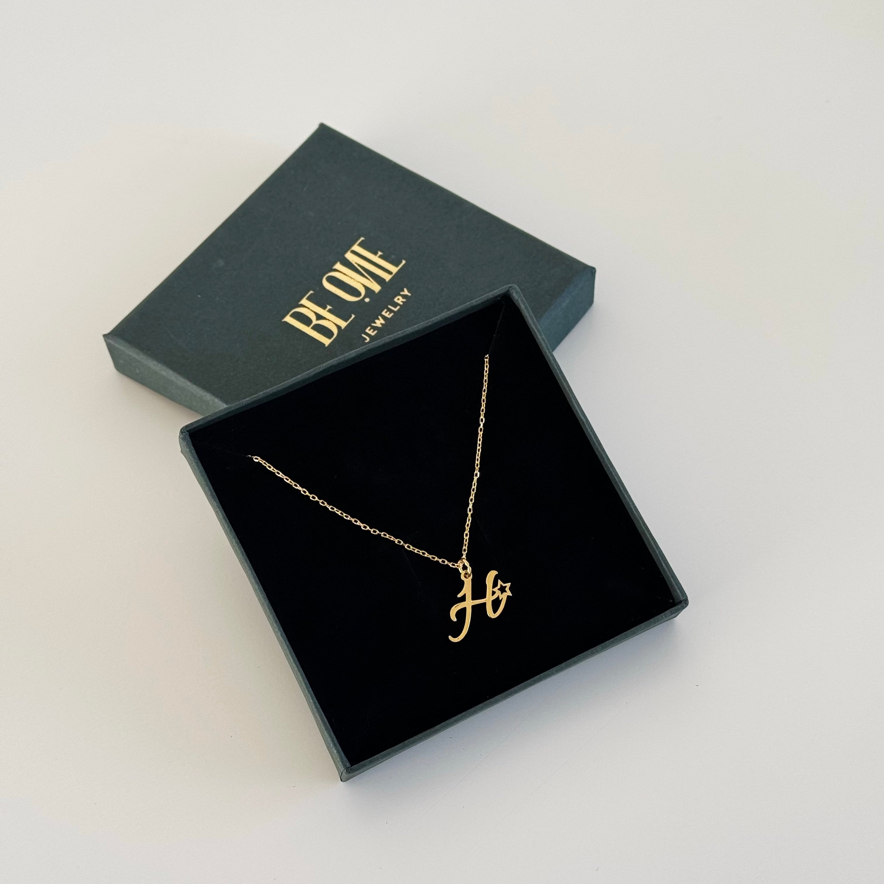 MİNİ YILDIZLI HARF  KOLYE | 925 GÜMÜŞ