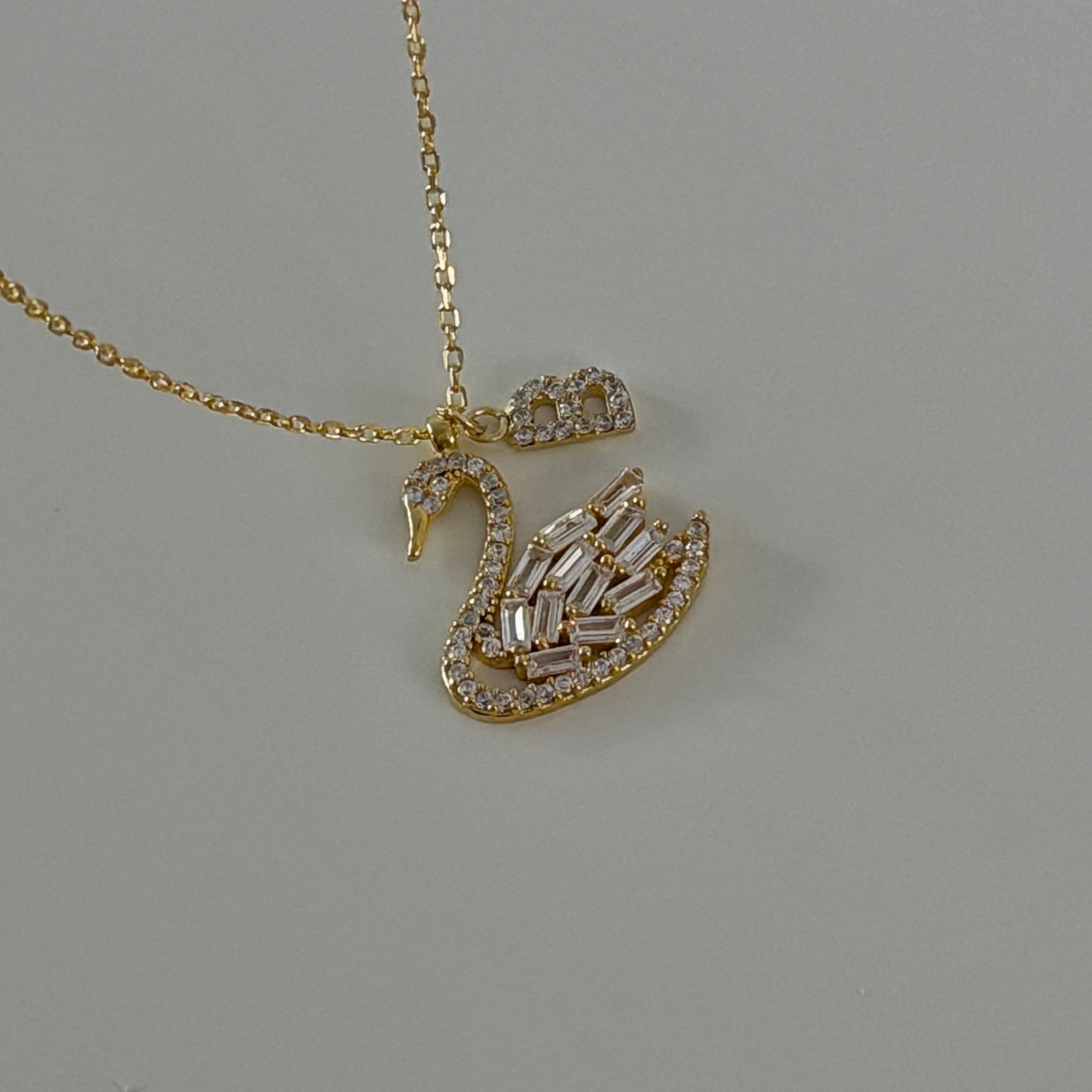 HARFLİ KUĞU KOLYE | 925 GÜMÜŞ
