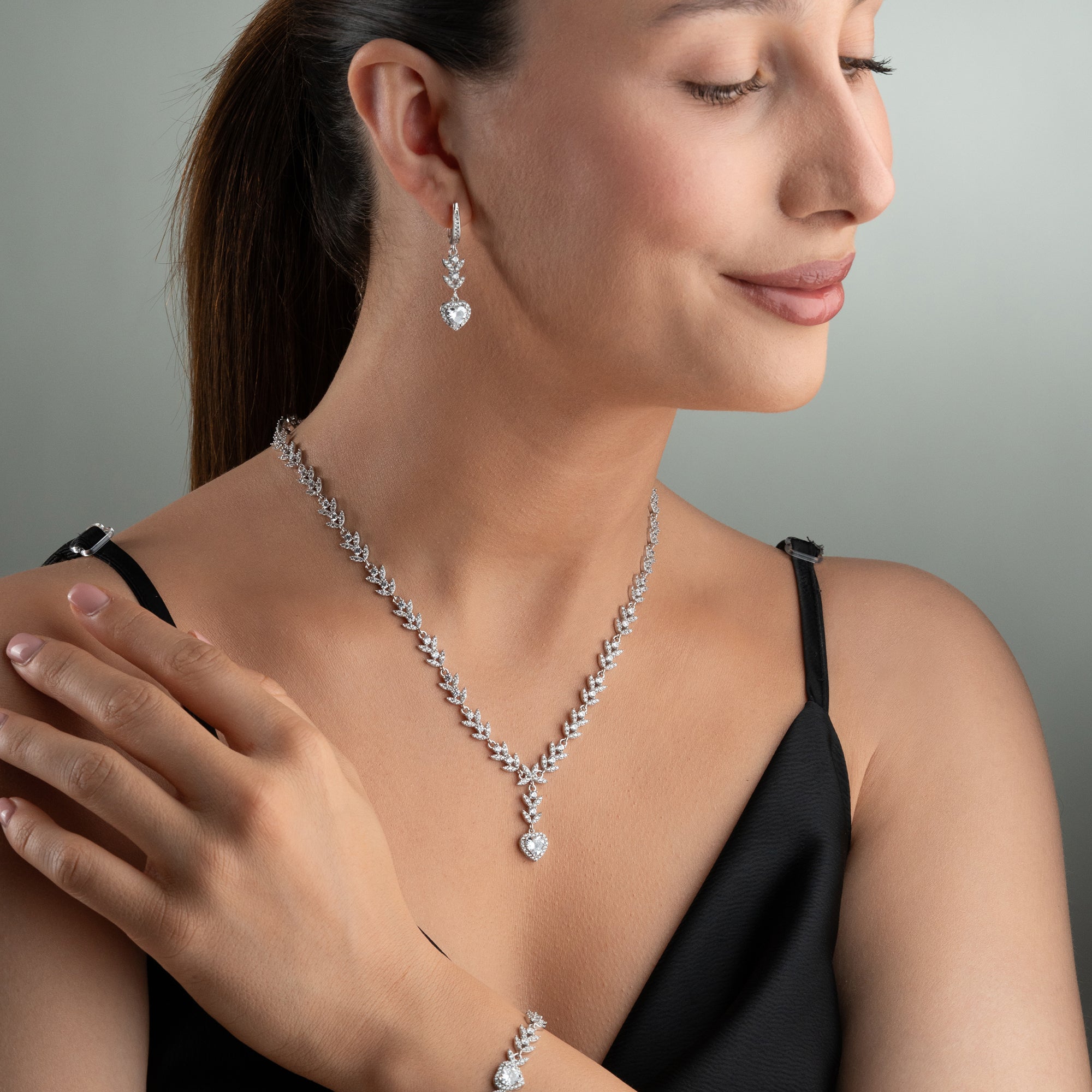 ROYAL HEART KOLYE KÜPE BİLEKLİK SET | 925 GÜMÜŞ