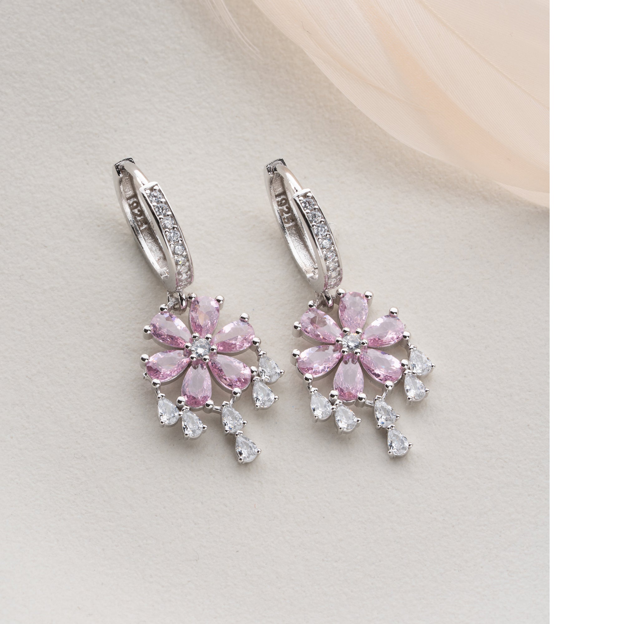 SAKURA IŞILTISI KÜPE | 925 GÜMÜŞ