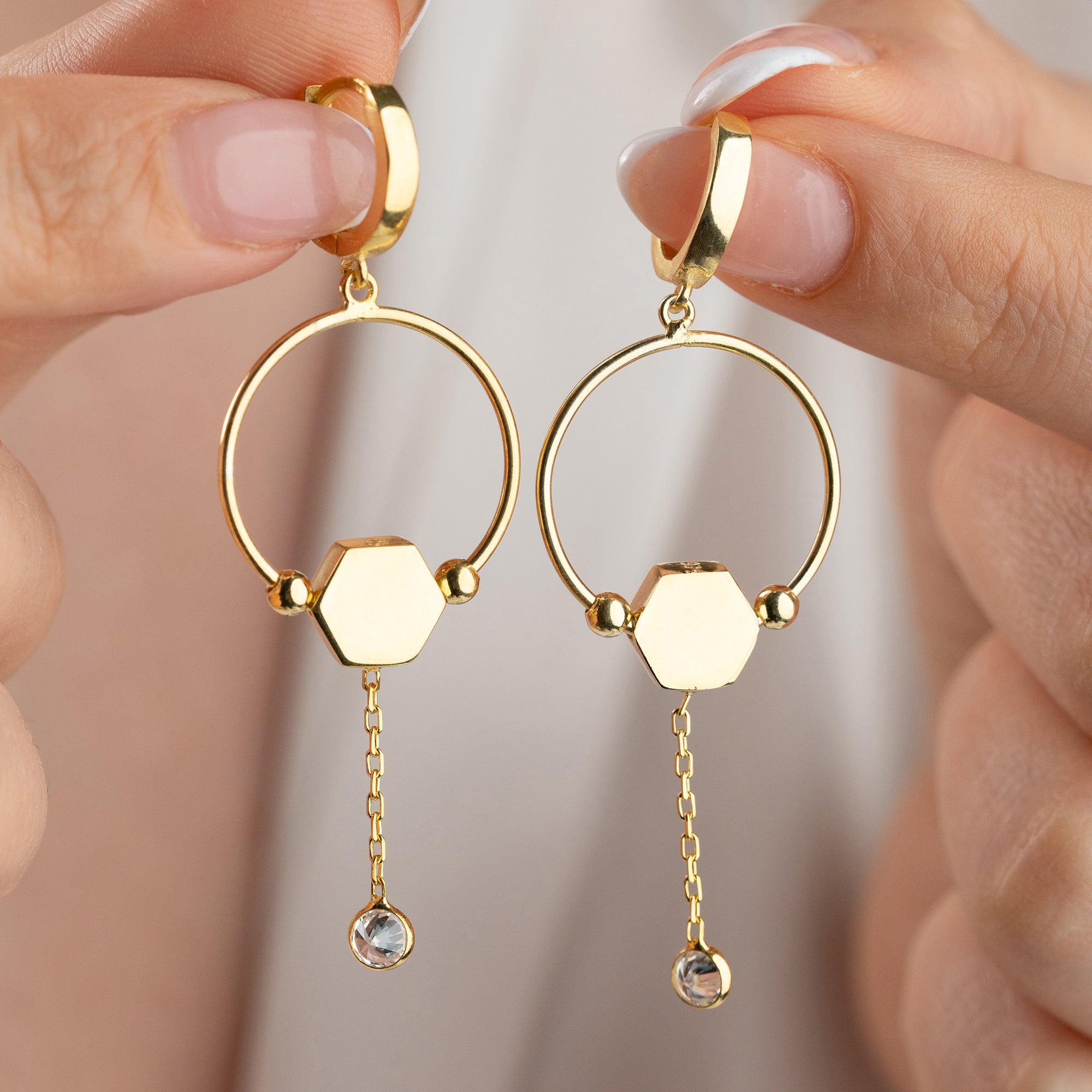 SALLANTILI ALTIGEN KÜPE | 925 GÜMÜŞ